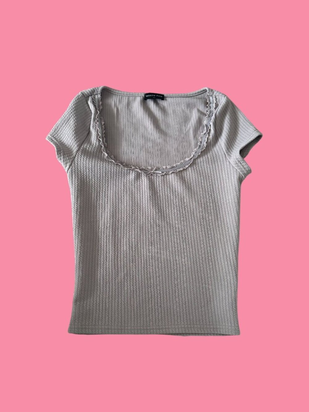 WHITE FOX Gray Bow Scoopneck T Shirt Size Small